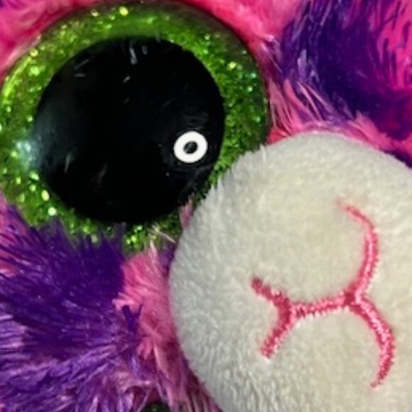 Ty Beanie Baby Ty Silk "Gilbert" Giraffe Glitter Eyes 7" Pink Purple Green - Picture 9 of 9